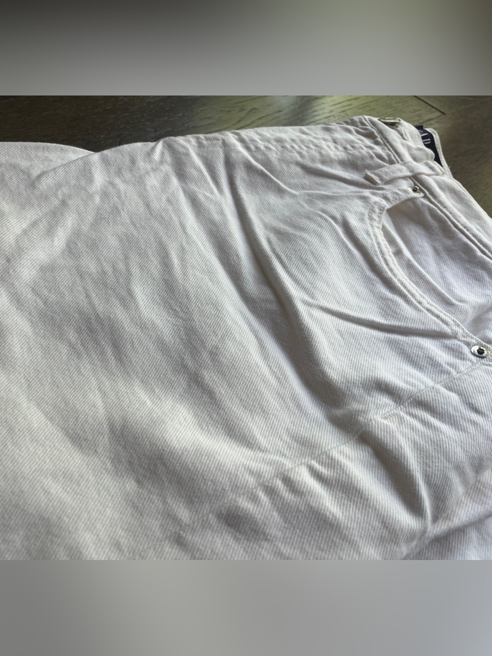 GAP Women’s White Straight-Leg Chinos - Picture 3 of 6